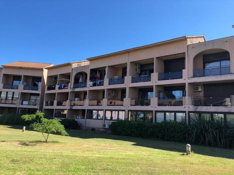 Apartment 2025 - Grand Avec Piscine Et A 50 M